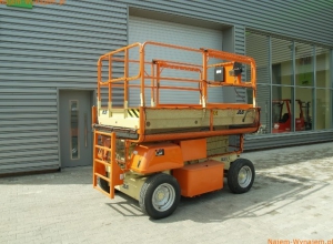 Podnośnik nożycowy JLG 3369 E