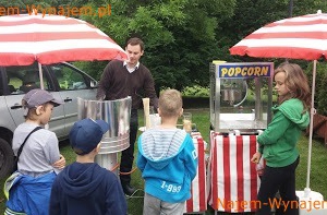 Wynajem maszyn do waty cukrowej i popcornu w Warszawie