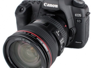 APARAT CANON 5D MARK II + KARTA 16GB + 2 BATERIE + TORBA 