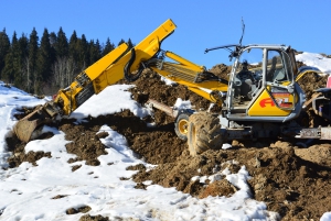 Wynajmę koparkę kroczącą Menzi Muck z operatorem