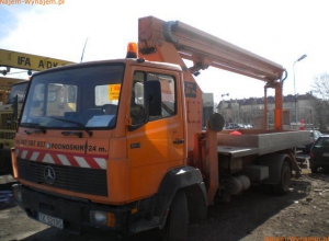 Podnośnik koszowy teleskopowy samochodowy Mercedes Ruthmann T 25m