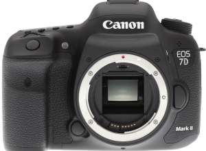 Canon EOS 7D Mark II