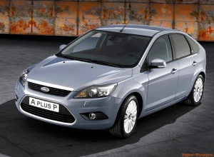 Ford Focus hatchback 5d