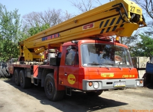 Podnośnik koszowy TATRA MP-27