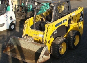 wynajem Miniładowarka KOMATSU