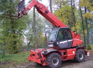 Wynajem obrotowej ładowarki teleskopowej, 18 m, 5 T, osprzęt