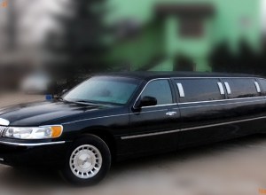 Limuzyna Lincoln Town Car