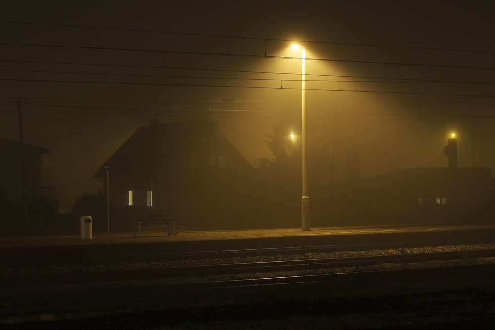 Lampy wyładowcze - czym się charakteryzują i gdzie się je stosuje